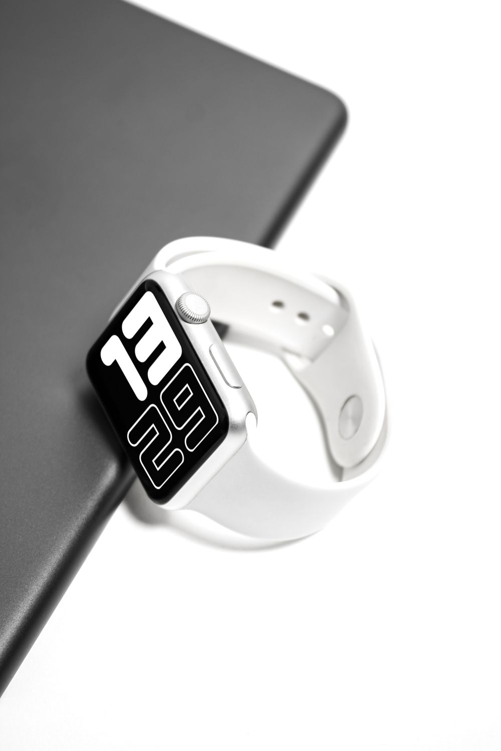 Montre connectée sport étanche